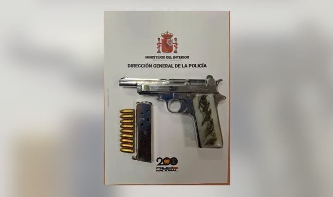 Dos detenidos en Valladolid por intento de atraco con pistola en un establecimiento de la calle Torrecilla