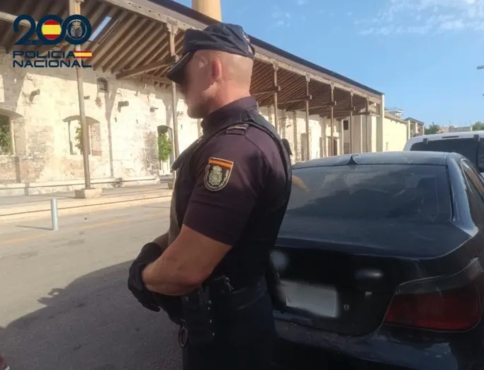 Detenido en Palma por robo violento con botellines rotos y tenazas en Son Gotleu
