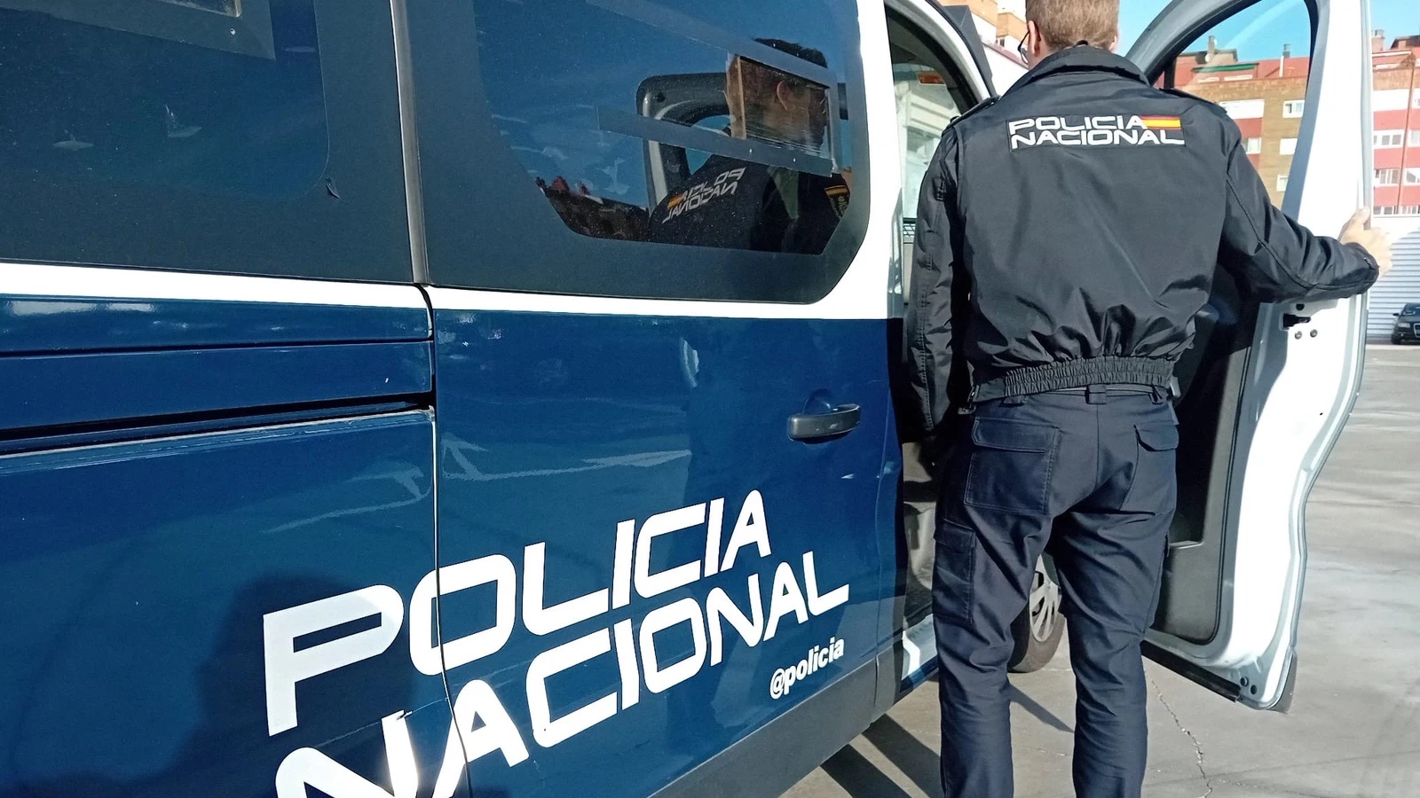 Detenido in fraganti un reincidente por robar en el interior de un coche en Valladolid