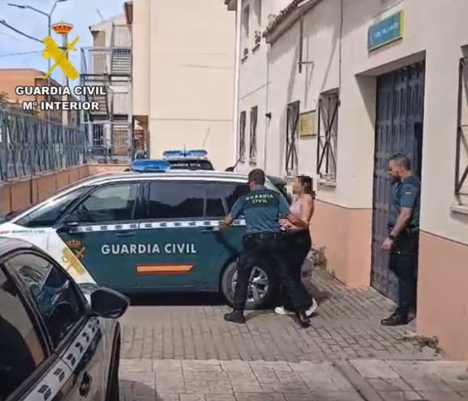 La Guardia Civil detiene a cuatro integrantes de un grupo criminal en Villarrubia de los Ojos