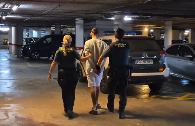 Prisión provisional para fugitivo rumano de 39 años que robó una pulsera de 5.000 euros en una joyería