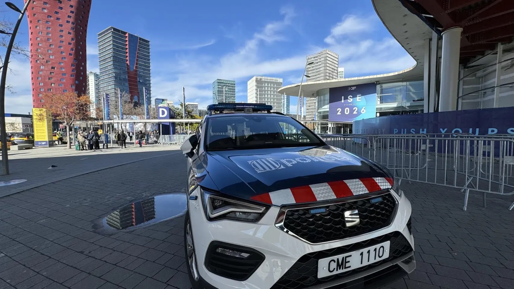 Detenidos dos ladrones en L'Hospitalet por robar una mochila con 2.400 € a un congresista del ISE