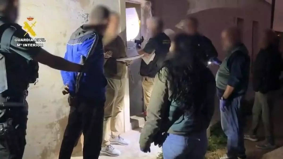 Condenado a 15 años de prisión un hombre por asesinar a su madre enferma golpeándola con el palo de una fregona