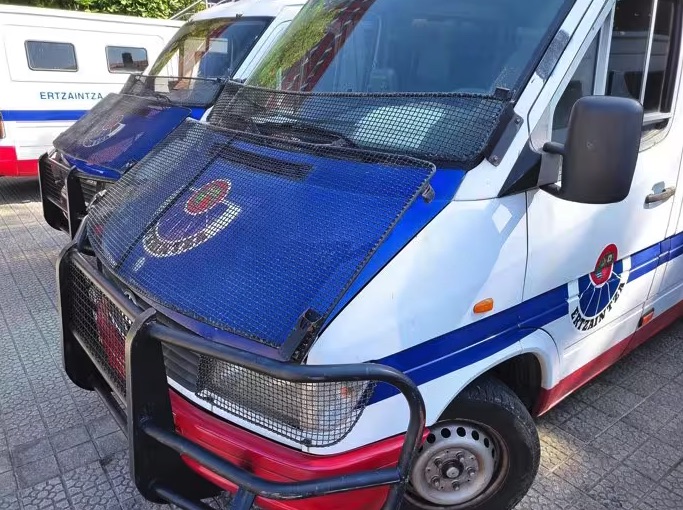 Detenido un hombre tras realizar varios cortes a una persona durante una pelea en Eibar (Gipuzkoa)