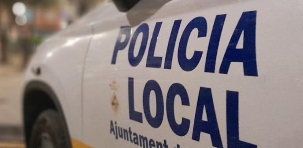 Detenido un joven en Palma por conducir ebrio y sin un neumático ni parachoques tras sufrir un accidente
