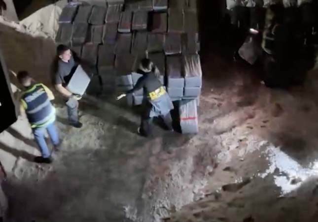 Récord histórico en alta mar: Policía y GEO intervienen 9,9 toneladas de cocaína en un buque cerca de Canarias