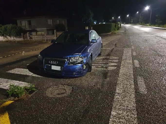 Detenido en O Porriño un fugitivo con una decena de órdenes de búsqueda tras una persecución en un coche robado