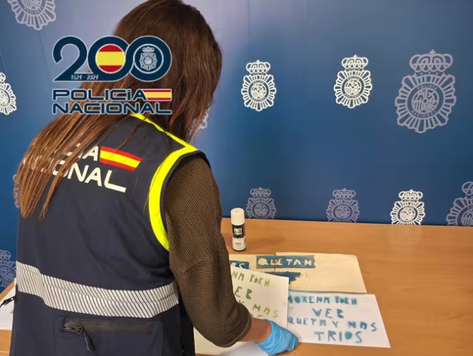 Detenido un hombre acusado de acosar durante un año a su expareja con pintadas sexuales y mensajes vejatorios