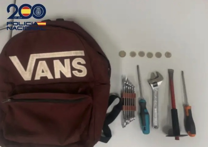 Detenidos 'in fraganti' un hombre y una mujer por robar en varias estaciones de lavado de coches en Ávila