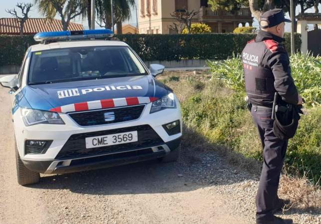 Cuatro encapuchados asaltan y golpean a un matrimonio de ancianos en su casa de Osor (Girona)