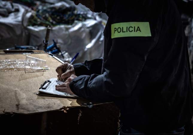 Liberada una mujer que llevaba cuatro meses secuestrada en casa por su marido en Corbera de Llobregat