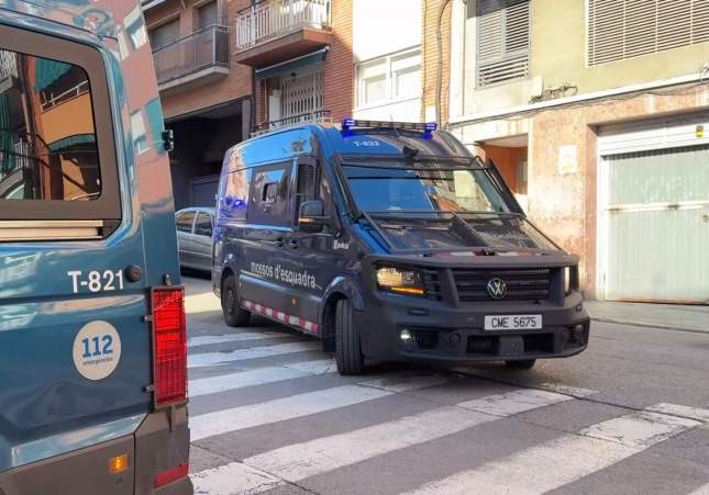 Detenido en Barcelona un joven de 19 años que atracaba comercios en Sant Andreu con una moto robada y sin carné