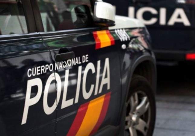 Detenido un profesor de instituto de Sabadell por poseer y distribuir miles de imágenes prohibidas de menores