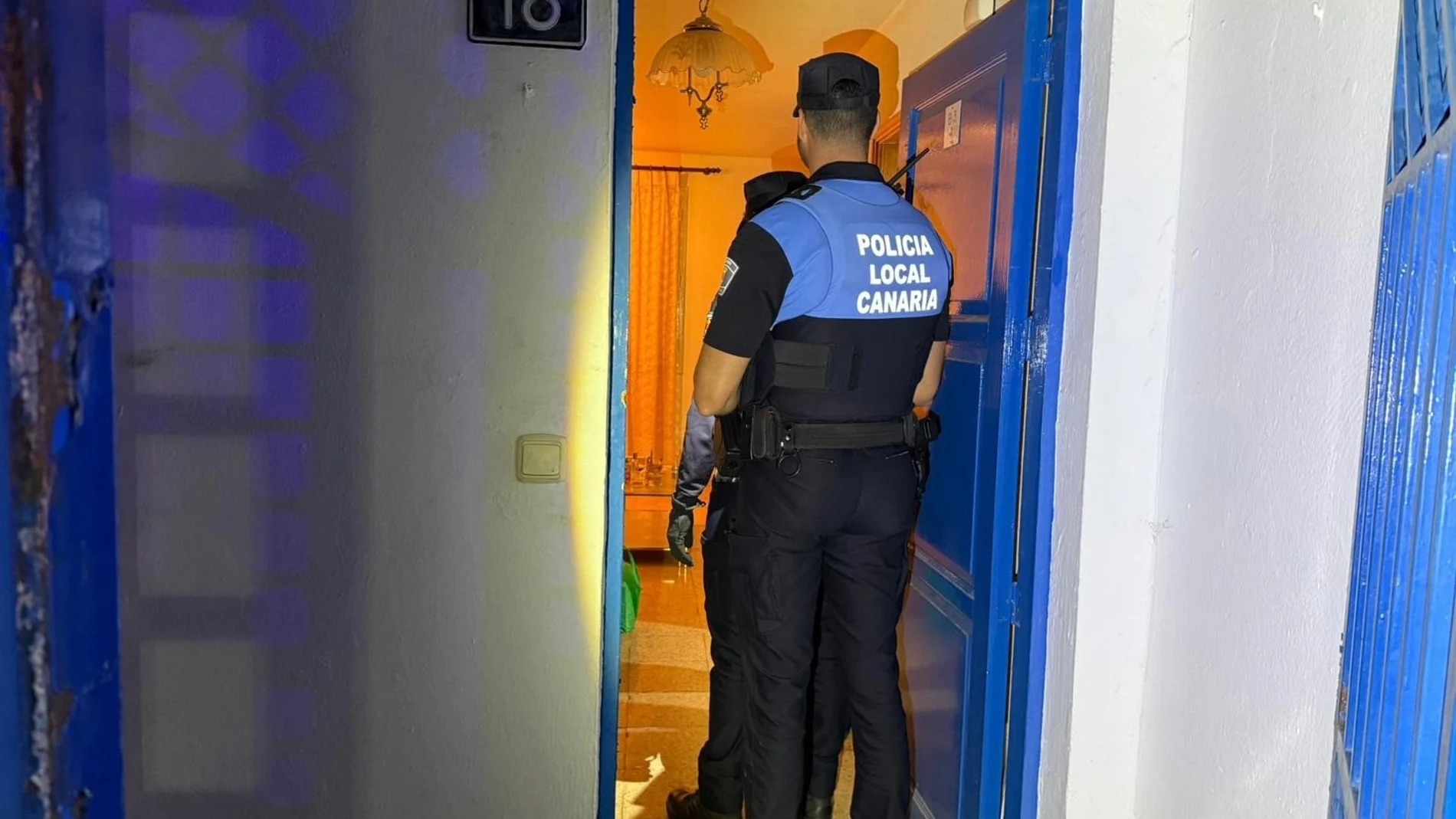 La Policía Local de Arrecife evita la ocupación de una vivienda social heredada tras el aviso de la familia