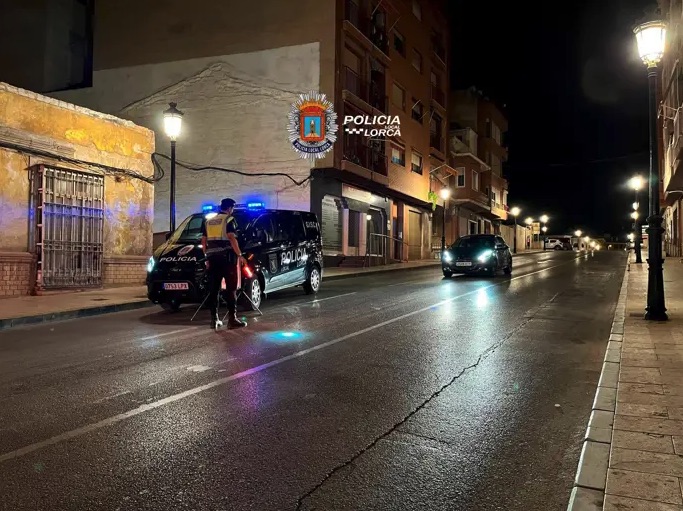 Detenido en Lorca un joven por robar un bolso por el método del tirón