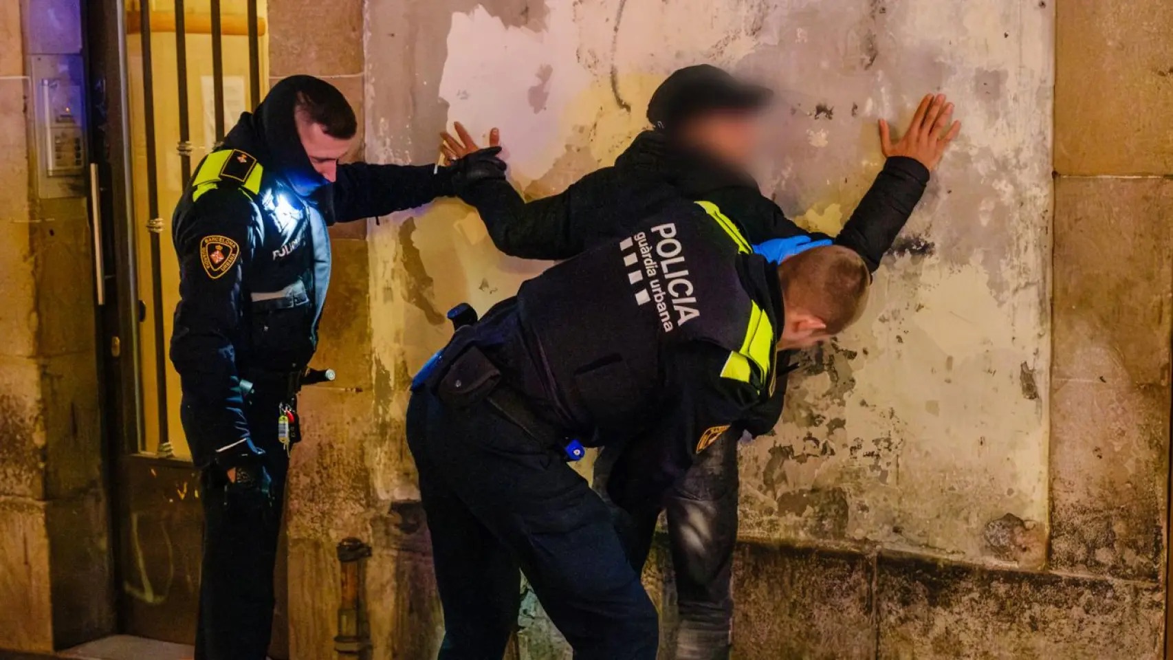 Un detenido en Barcelona tras robar a un turista utilizando el engaño del 'método Ronaldinho'