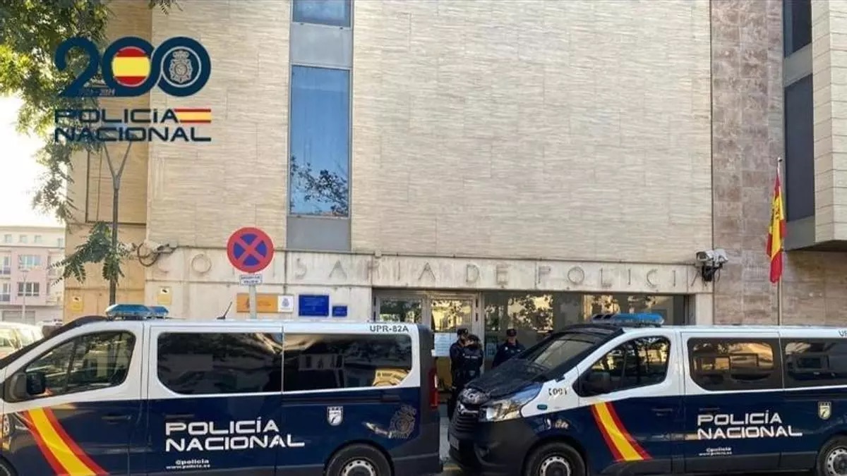 Detenidos tres menores en Badajoz por difundir fotos íntimas de una compañera