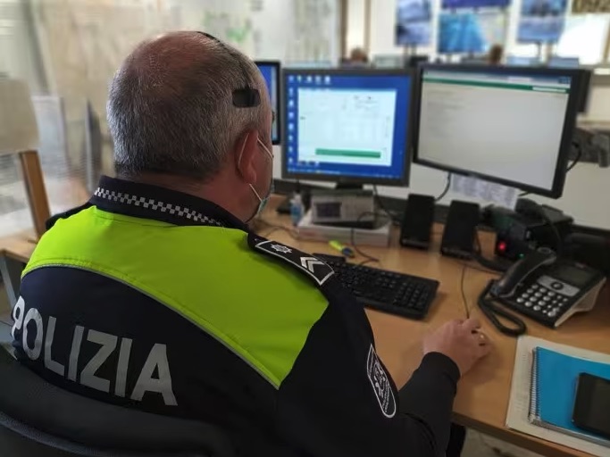 Arrestado un hombre por amenazar de muerte con una cadena metálica a otro en Vitoria-Gasteiz