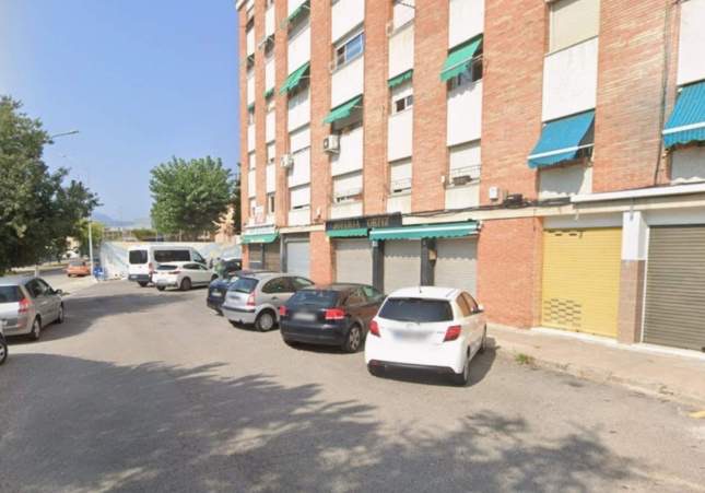 Atraco frustrado a punta de pistola en una joyería de Terrassa: los vecinos reducen al ladrón