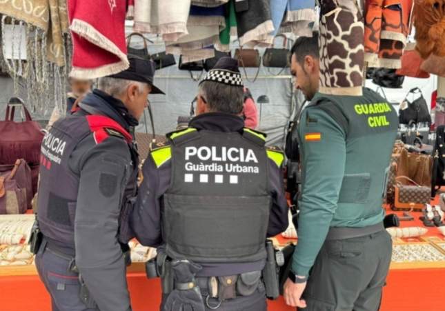 Golpe a la venta ilegal de juguetes peligrosos: más de 700 productos falsificados en el mercado de Bonavista