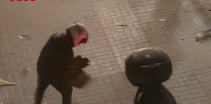 Desarticulados dos grupos criminales especializados en robos por alunizaje y saqueo de camiones