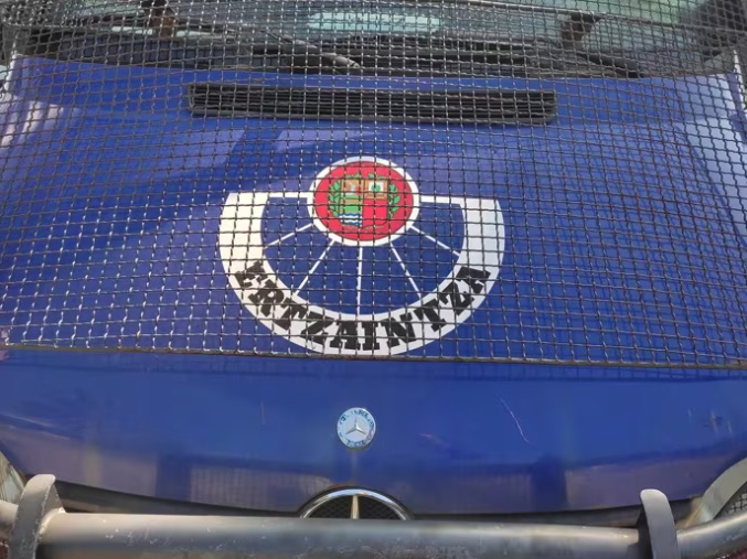 Dos detenidos en Bermeo por apuñalar en el omóplato a un joven tras una discusión de Nochevieja