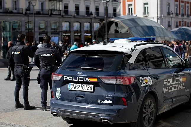 Tres hombres arrestados por secuestrar y violar durante siete días a una mujer en un narcopiso de Alicante