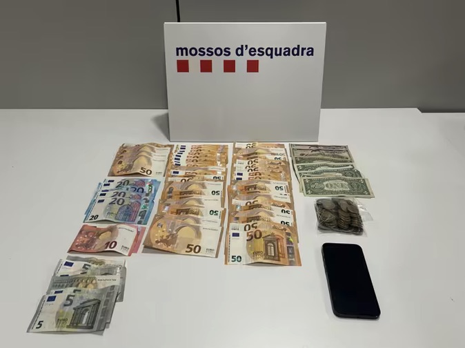 Cuatro detenidos en Tarragona por robar a clientes en párkings mediante el 'método de la siembra'