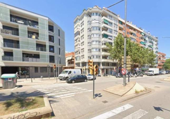 Prisión para un ladrón multirreincidente con 50 antecedentes detenido por agredir y robar a una anciana en L'Hospitalet