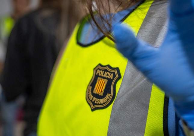 Detectan irregularidades en supermercados del Vallès en una ofensiva contra la luz pinchada y trabajadores sin alta