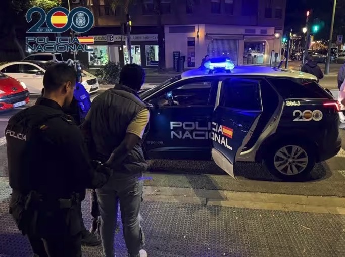 Detenidas 28 personas por lesiones, robos y tráfico de drogas en el dispositivo de Halloween en València