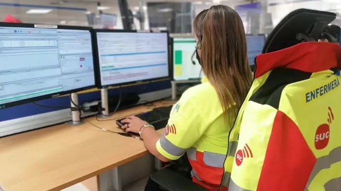 Cinco heridos tras la colisión entre una guagua y una motocicleta en Santa Cruz de Tenerife