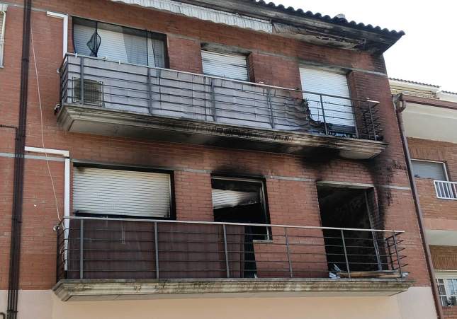 Detenido por intentar asesinar a su expareja y a su hija de 2 años incendiando su casa en Les Franqueses