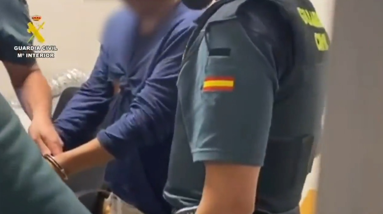 Cae 'in fraganti' un "cogotero" con 45 detenciones este año mientras robaba en un coche en Navalmoral de la Mata