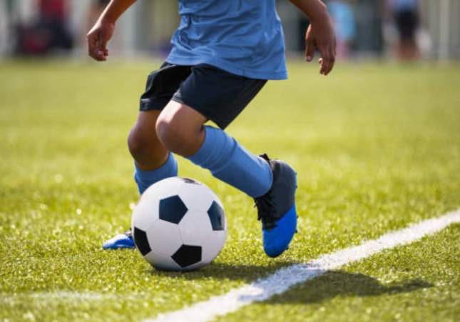 Detenido un entrenador de fútbol infantil del Terrassa FC acusado de 'grooming' y de pedir fotos sexuales a menores