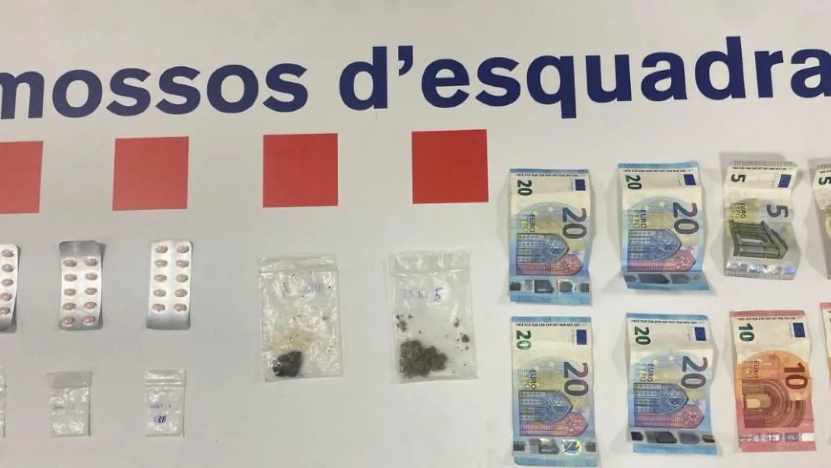 Cuatro detenidos y nueve denuncias por drogas en un dispositivo policial conjunto en la estación de Renfe de Sabadell