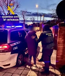 Detenido un hombre por robar la recaudación de seis boxes de lavado en gasolineras del área de León