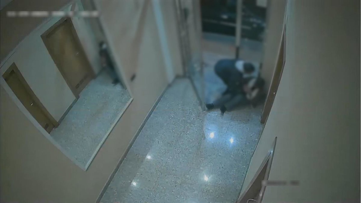 Detenido un peligroso delincuente por robar con extrema violencia a personas mayores en los portales de Cabezo de Torres