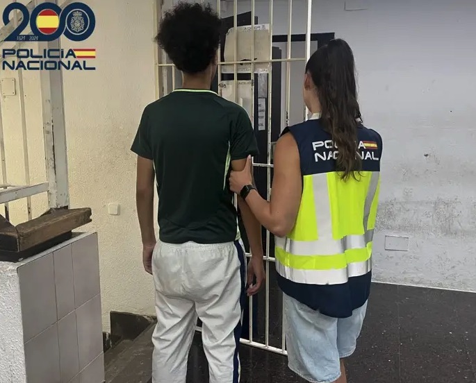 A prisión un joven por asaltar a ancianos para robarles las cadenas de oro a tirones en Palma