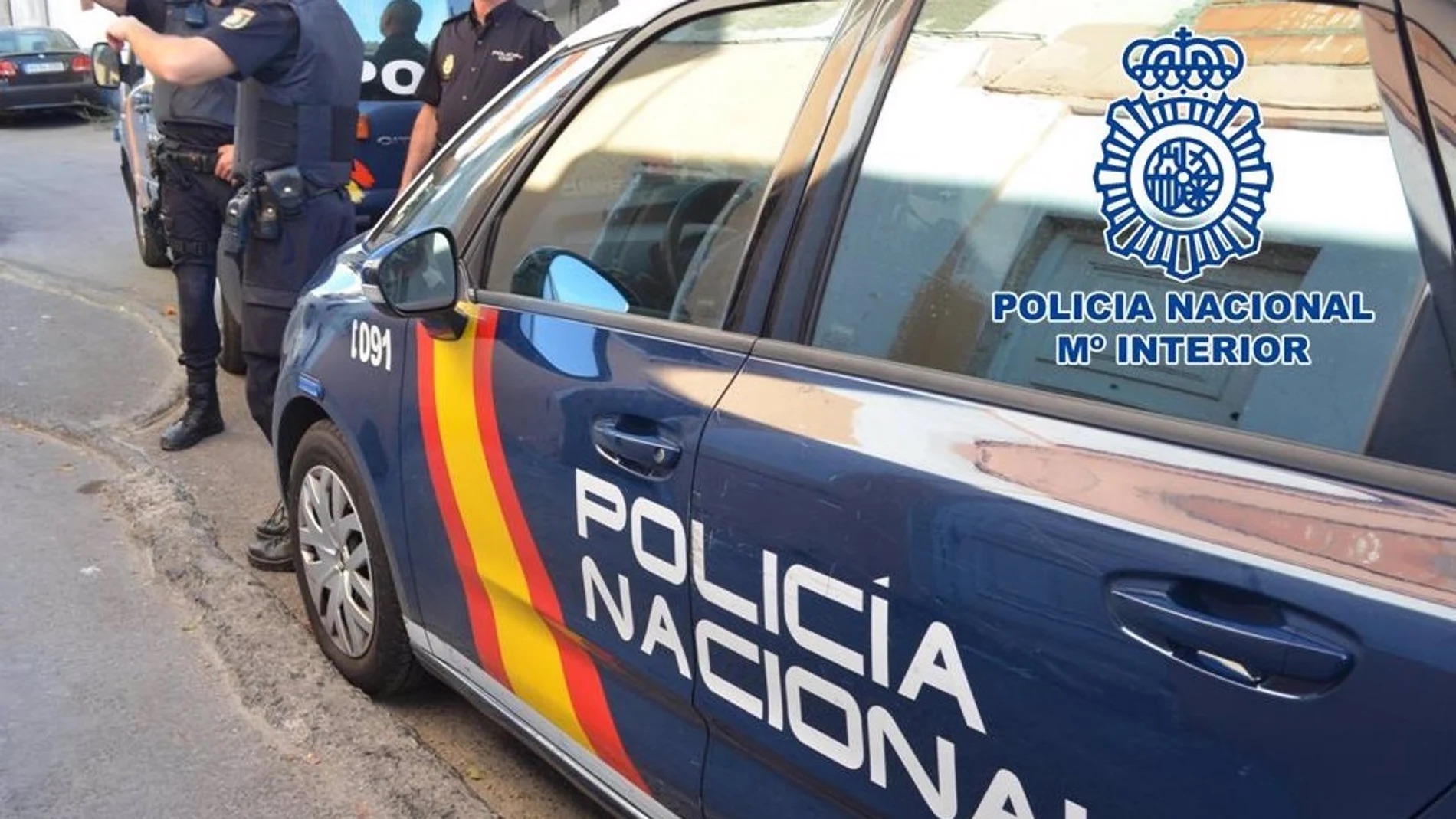 Detenidos dos hombres en Hellín por encerrar y extorsionar a dos personas con una pistola de balines