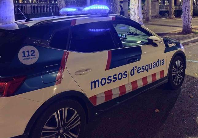Cuatro agentes de los Mossos heridos en Manresa al ser atacados por los familiares de un conductor sin carné