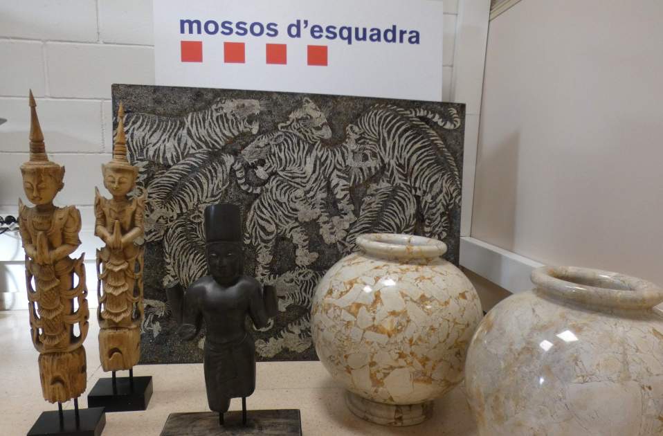 Detenido en Blanes un hombre tras robar objetos de decoración de lujo valorados en más de 4.000 euros en Lloret de Mar