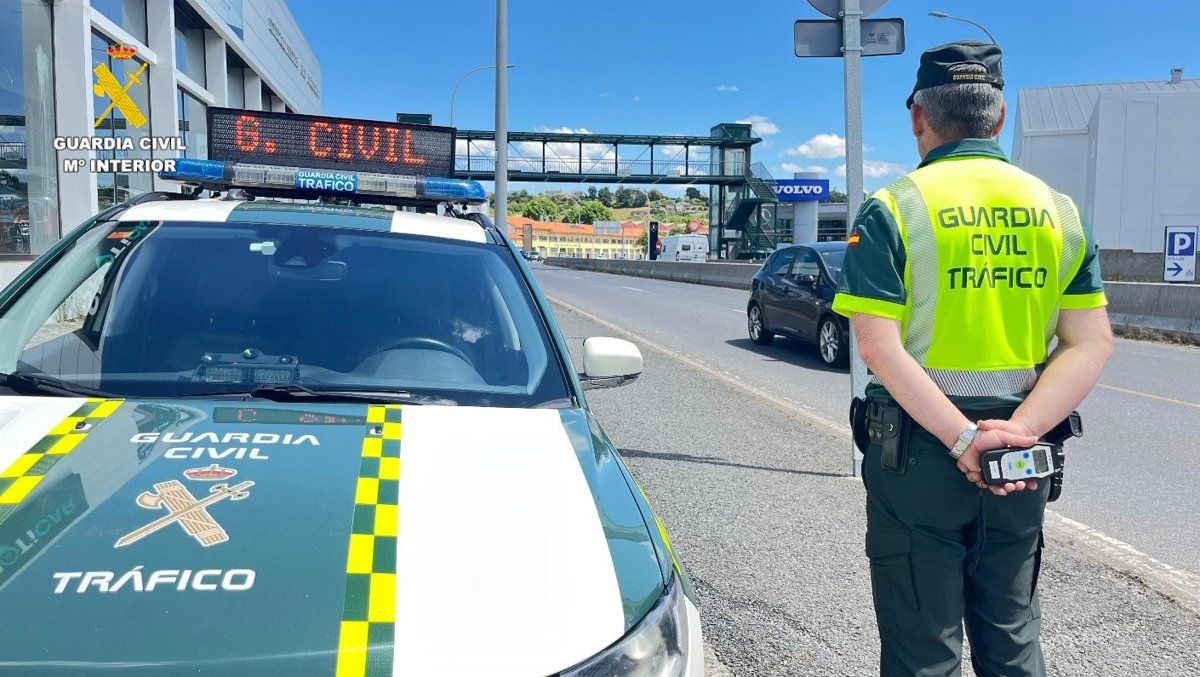 Accidente en Cambre e investigados por huir de un control en Oleiros y dar positivo en alcohol