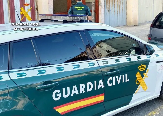 Detenido 'in fraganti' mientras robaba en un coche en Santa Lucía de Tirajana gracias al aviso de un vecino