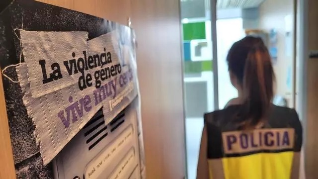 El calvario de una mujer en Sevilla tras años de violencia de género: su agresor cambia de sexo para eludir la Justicia