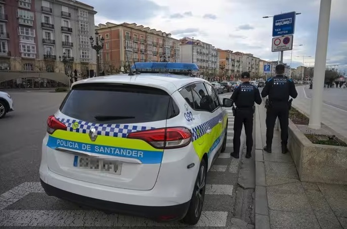 Detenido en Santander un hombre de 24 años por agredir a su pareja en el domicilio familiar