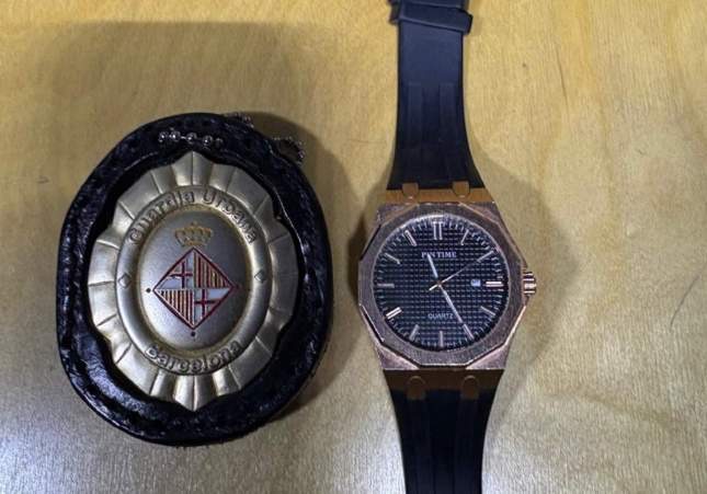 Detenido un ladrón en Barcelona tras robar un reloj de 20 euros pensando que era un Rolex