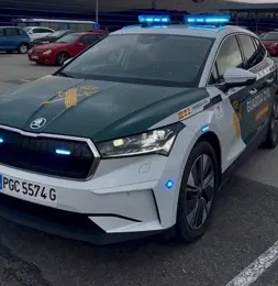 Dos detenidos por arrancar la caja de autocobro de un restaurante en Huétor Tájar