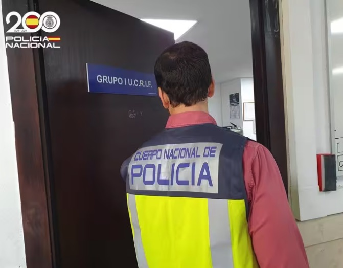 Detenido en Palma por extorsionar a mujeres haciéndose pasar por miembro de banda motera