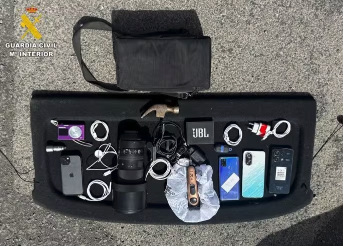 Detenidos dos hombres por 31 robos en coches de alquiler en Lanzarote y Fuerteventura